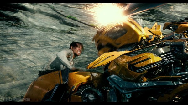 Transformers The Last Knight Theatrical Trailer HD Screenshot Gallery 368 (368 of 788)